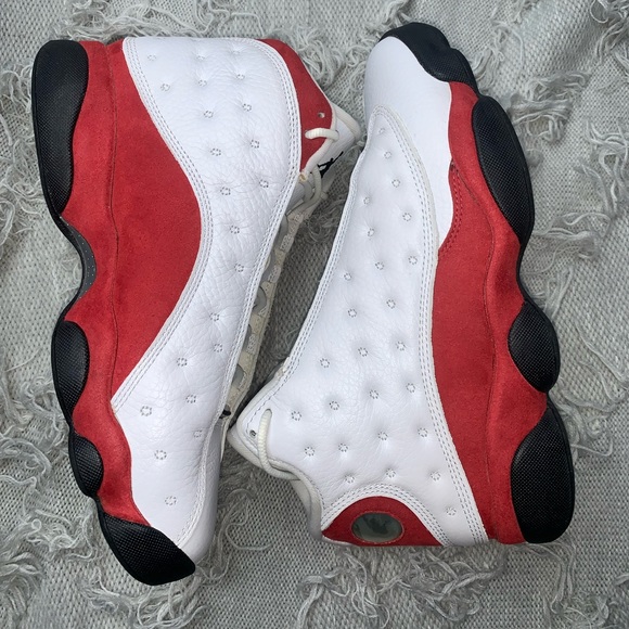 Jordan retro 13 Chicago’s 2017 intact box - Picture 6 of 9